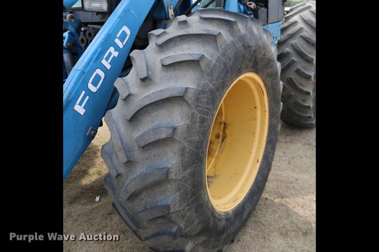 image for item DD0137 1991 Ford 9030 Versatile bi-directional 4WD tractor