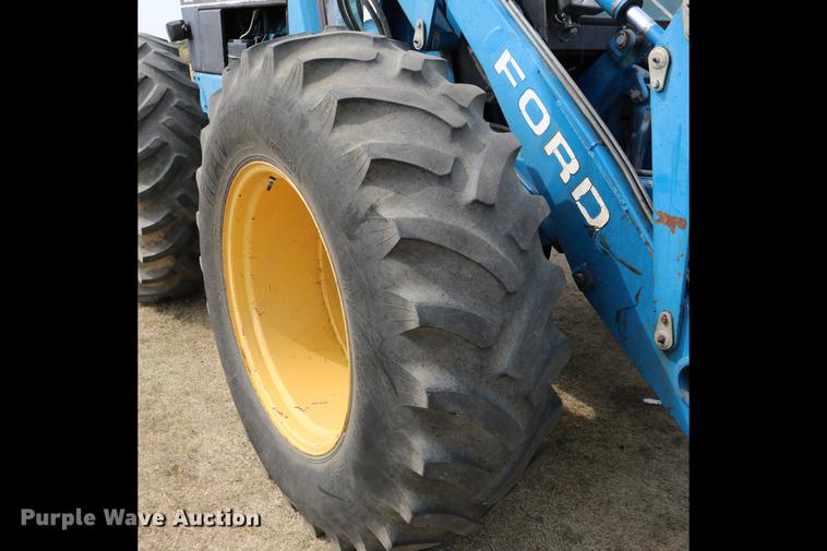 image for item DD0137 1991 Ford 9030 Versatile bi-directional 4WD tractor