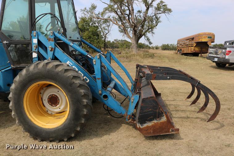 image for item DD0137 1991 Ford 9030 Versatile bi-directional 4WD tractor