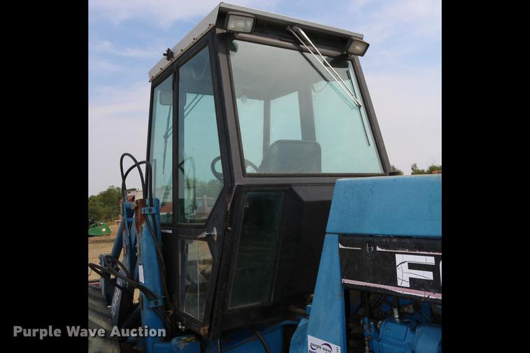 image for item DD0137 1991 Ford 9030 Versatile bi-directional 4WD tractor