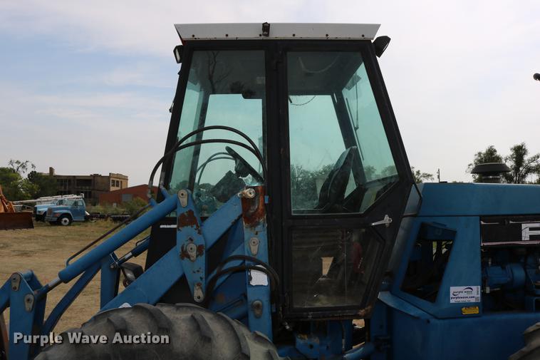 image for item DD0137 1991 Ford 9030 Versatile bi-directional 4WD tractor