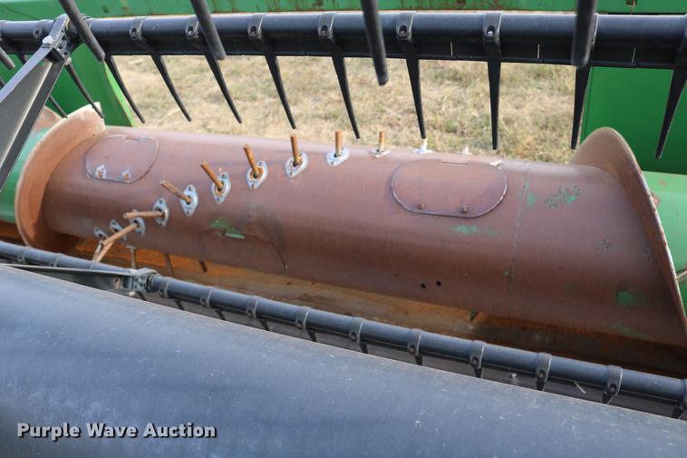 image for item DD0152 1994 John Deere 930F flex head