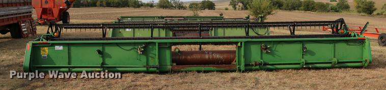 image for item DD0155 1998 John Deere 930F flex head