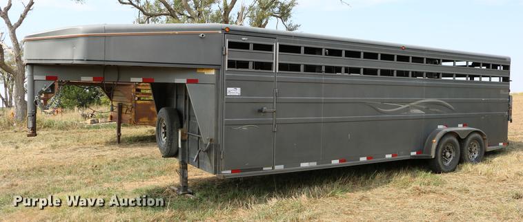 image for item DD0161 2008 Titan 1R8691 livestock trailer