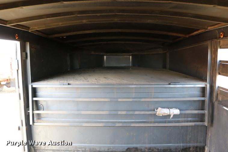 image for item DD0161 2008 Titan 1R8691 livestock trailer