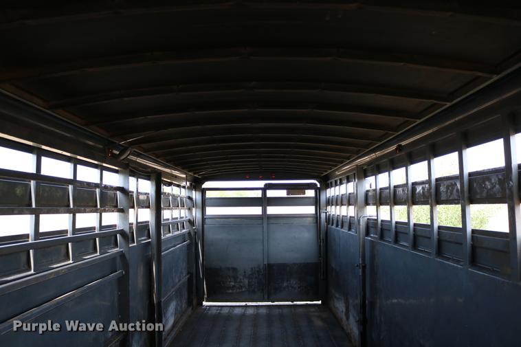 image for item DD0161 2008 Titan 1R8691 livestock trailer