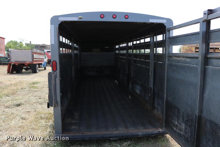 image for item DD0161 2008 Titan 1R8691 livestock trailer