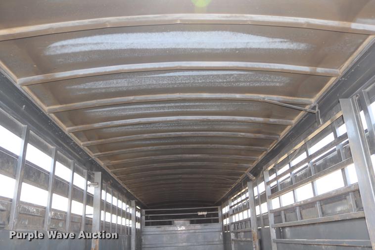 image for item DD0161 2008 Titan 1R8691 livestock trailer
