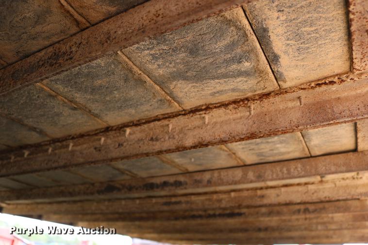 image for item DD0161 2008 Titan 1R8691 livestock trailer