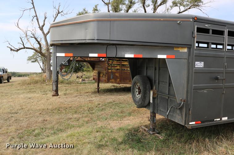 image for item DD0161 2008 Titan 1R8691 livestock trailer