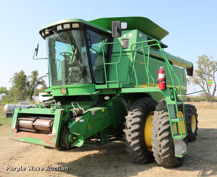 image for item DD0166 John Deere 9760 STS RWA combine