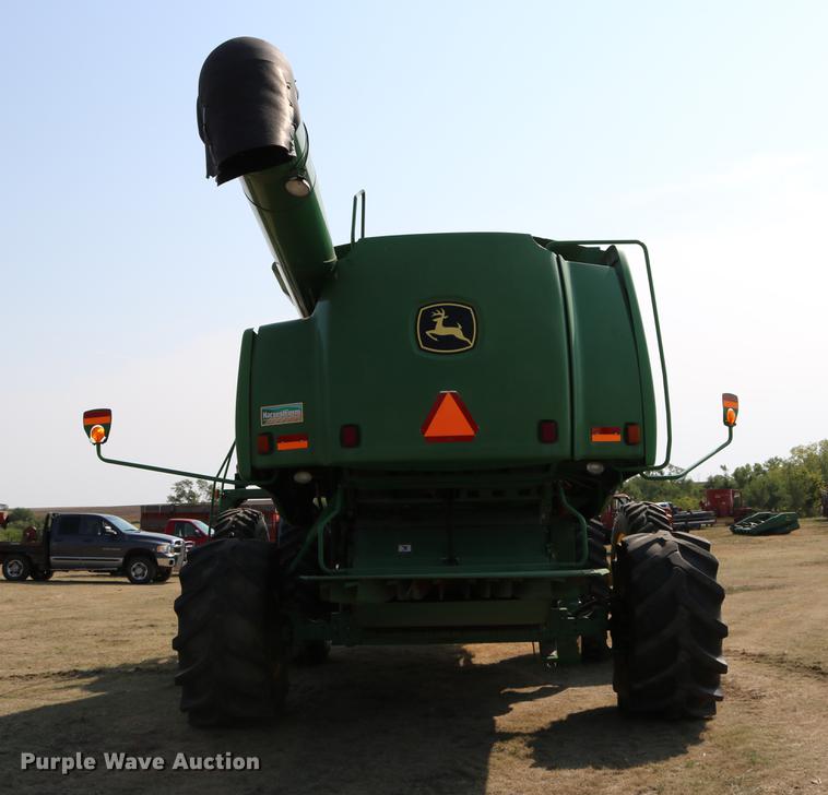 image for item DD0166 John Deere 9760 STS RWA combine