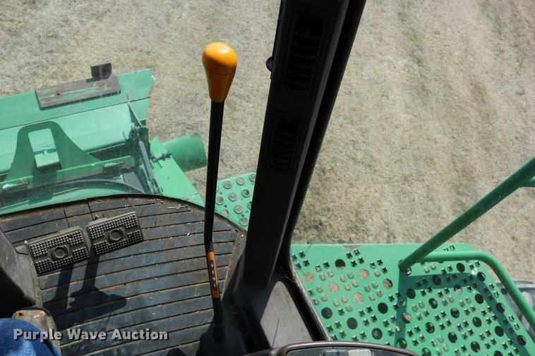image for item DD0166 John Deere 9760 STS RWA combine