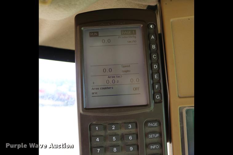 image for item DD0166 John Deere 9760 STS RWA combine