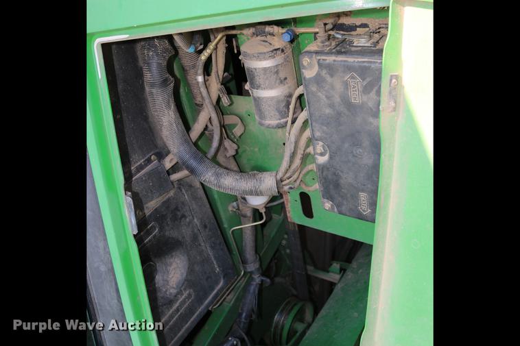 image for item DD0166 John Deere 9760 STS RWA combine