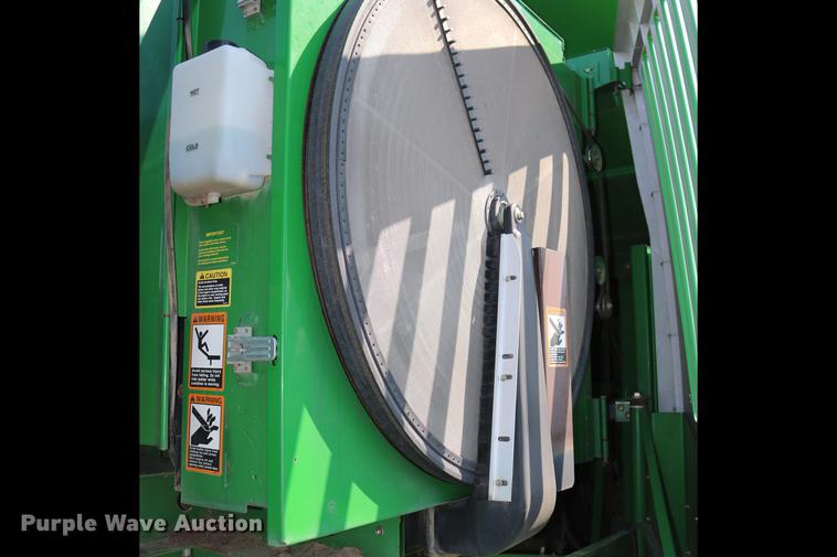 image for item DD0166 John Deere 9760 STS RWA combine