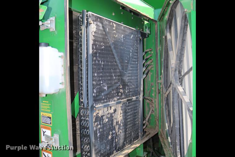 image for item DD0166 John Deere 9760 STS RWA combine
