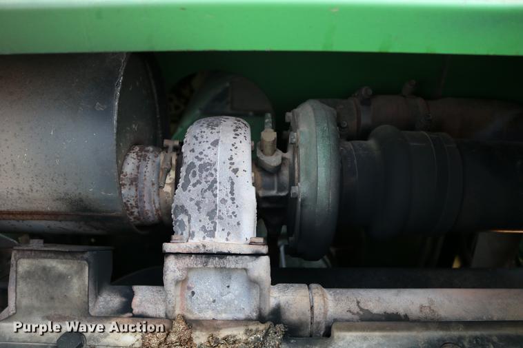 image for item DD0166 John Deere 9760 STS RWA combine