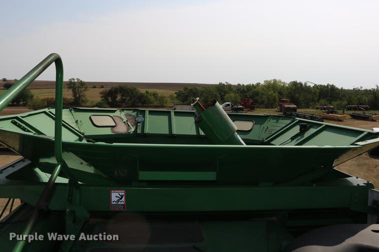 image for item DD0166 John Deere 9760 STS RWA combine