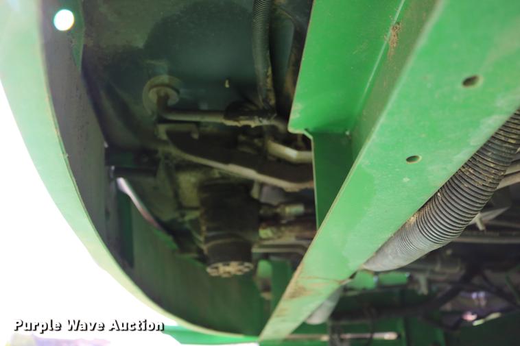 image for item DD0166 John Deere 9760 STS RWA combine