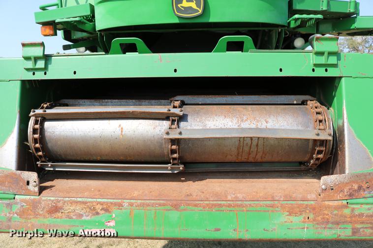 image for item DD0166 John Deere 9760 STS RWA combine