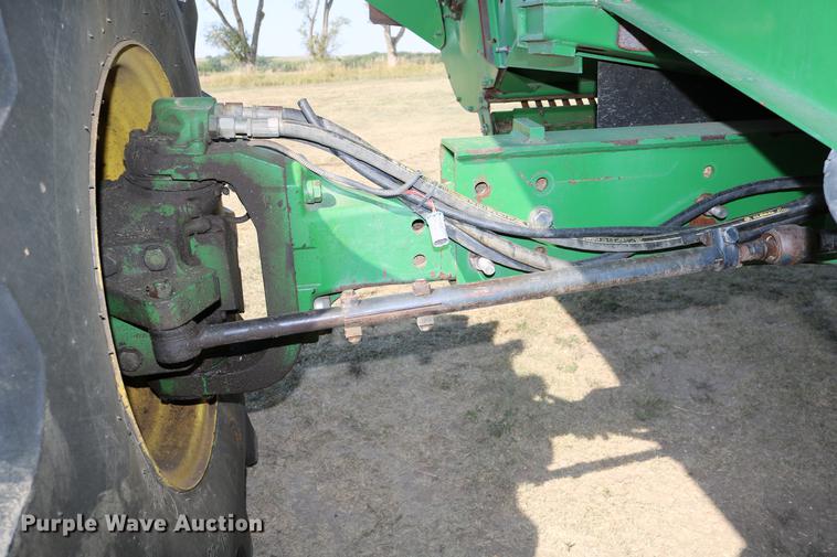 image for item DD0166 John Deere 9760 STS RWA combine