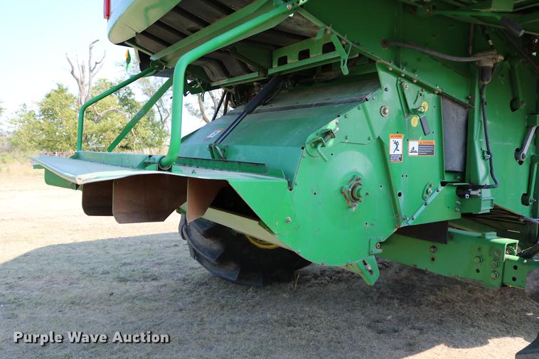 image for item DD0166 John Deere 9760 STS RWA combine