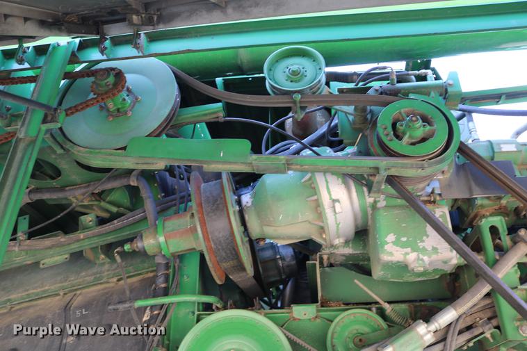 image for item DD0166 John Deere 9760 STS RWA combine