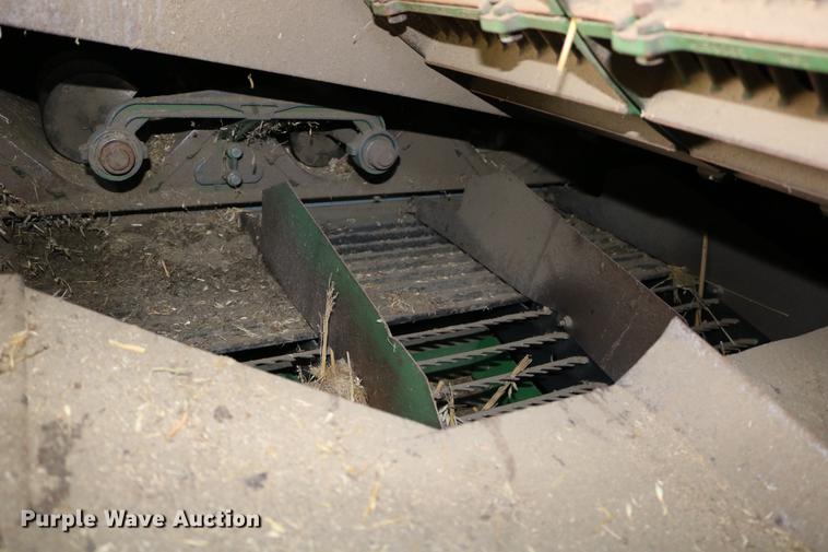 image for item DD0166 John Deere 9760 STS RWA combine