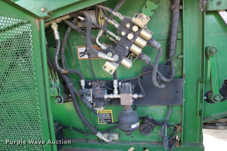 image for item DD0166 John Deere 9760 STS RWA combine
