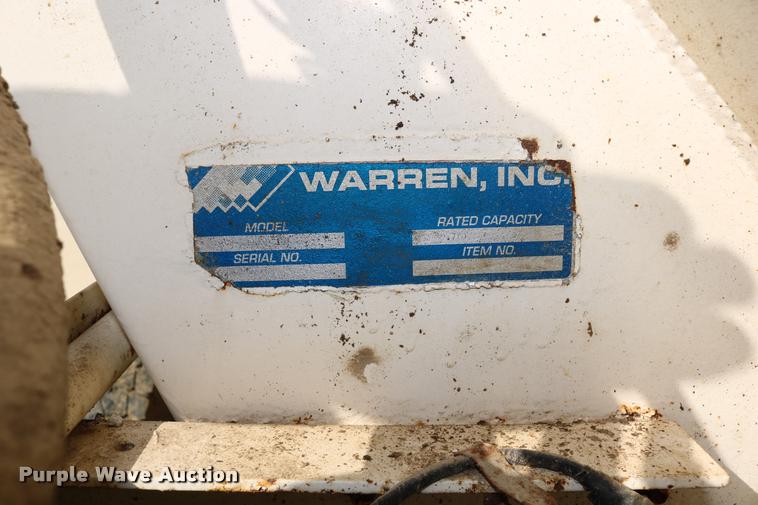 image for item DD0170 1990 International 4900 applicator truck