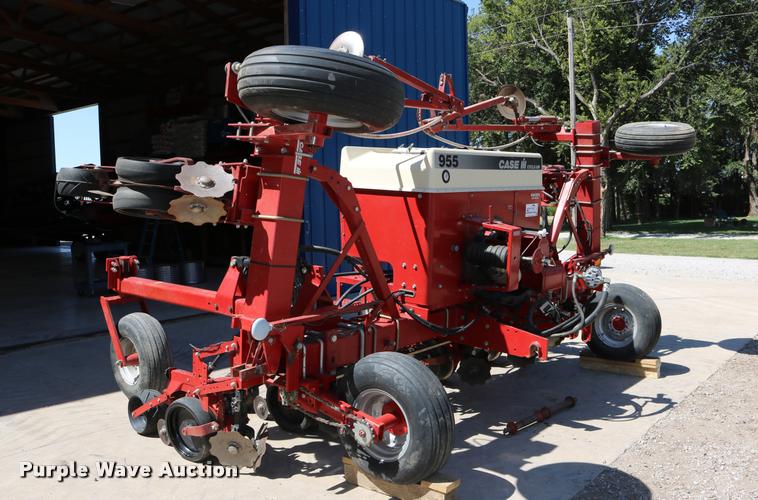 image for item DD0173 Case IH 955 Cyclo Air no-till planter