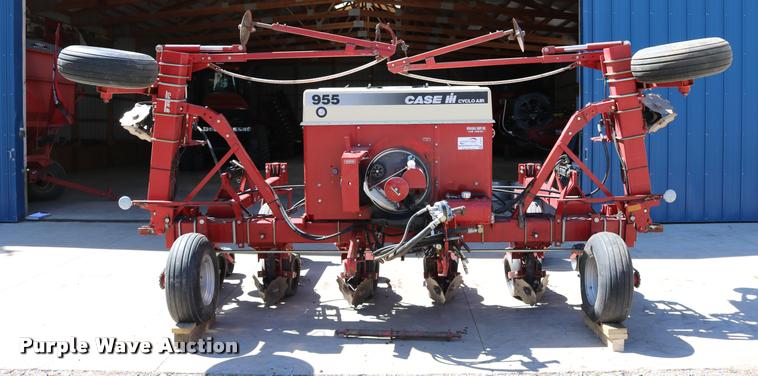 image for item DD0173 Case IH 955 Cyclo Air no-till planter