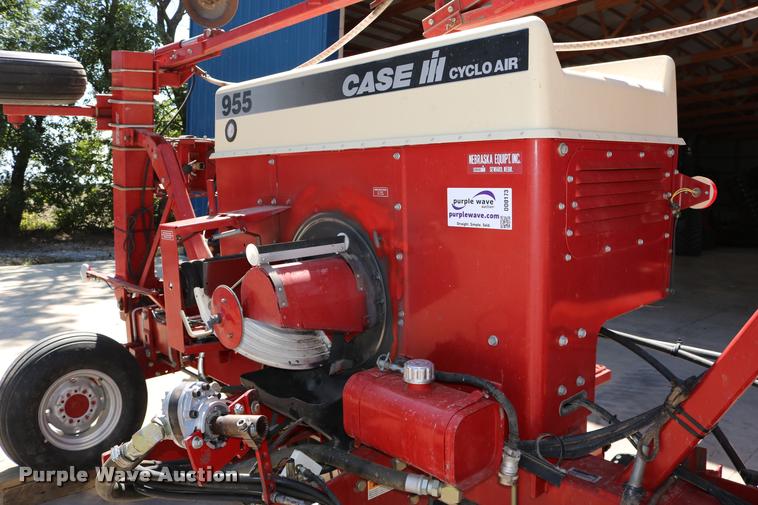 image for item DD0173 Case IH 955 Cyclo Air no-till planter