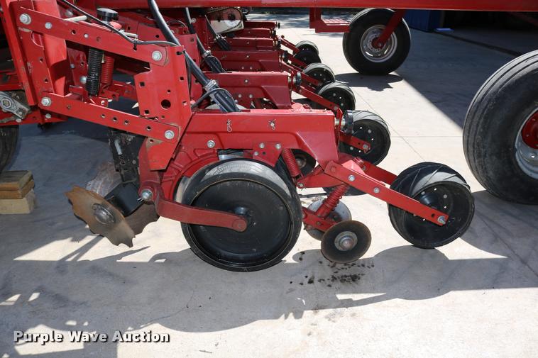 image for item DD0173 Case IH 955 Cyclo Air no-till planter