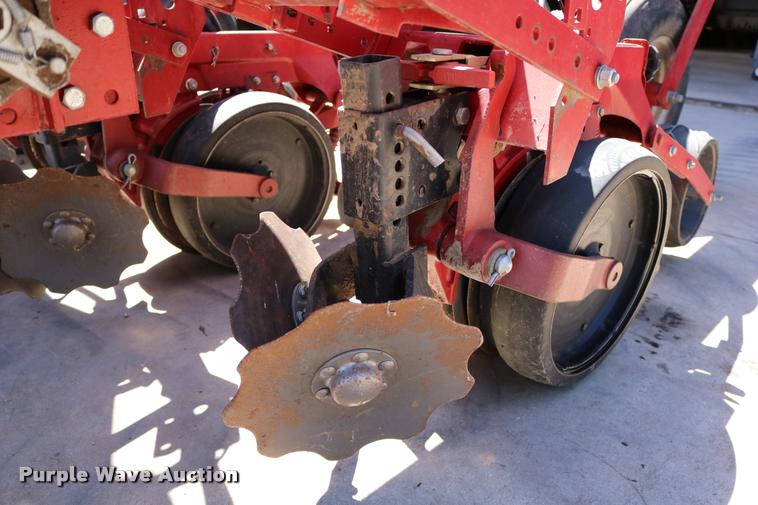 image for item DD0173 Case IH 955 Cyclo Air no-till planter