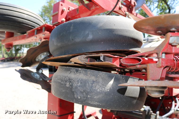 image for item DD0173 Case IH 955 Cyclo Air no-till planter