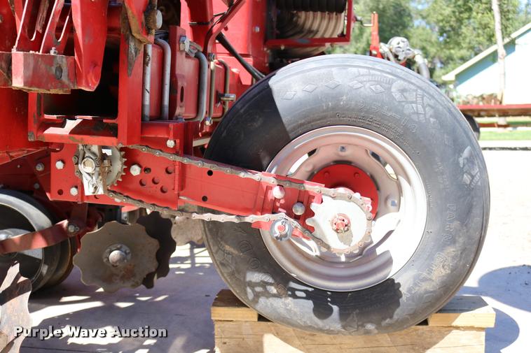 image for item DD0173 Case IH 955 Cyclo Air no-till planter