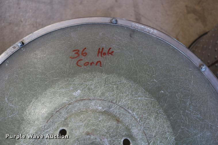 image for item DD0173 Case IH 955 Cyclo Air no-till planter