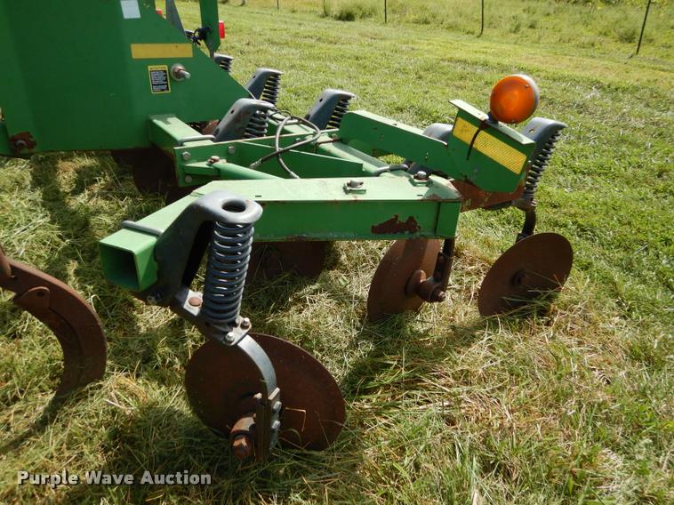 image for item DD0853 John Deere 2700 disk