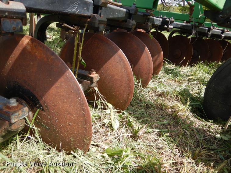 image for item DD0853 John Deere 2700 disk