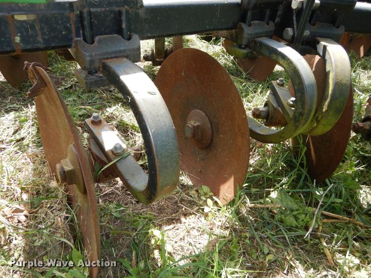 image for item DD0853 John Deere 2700 disk