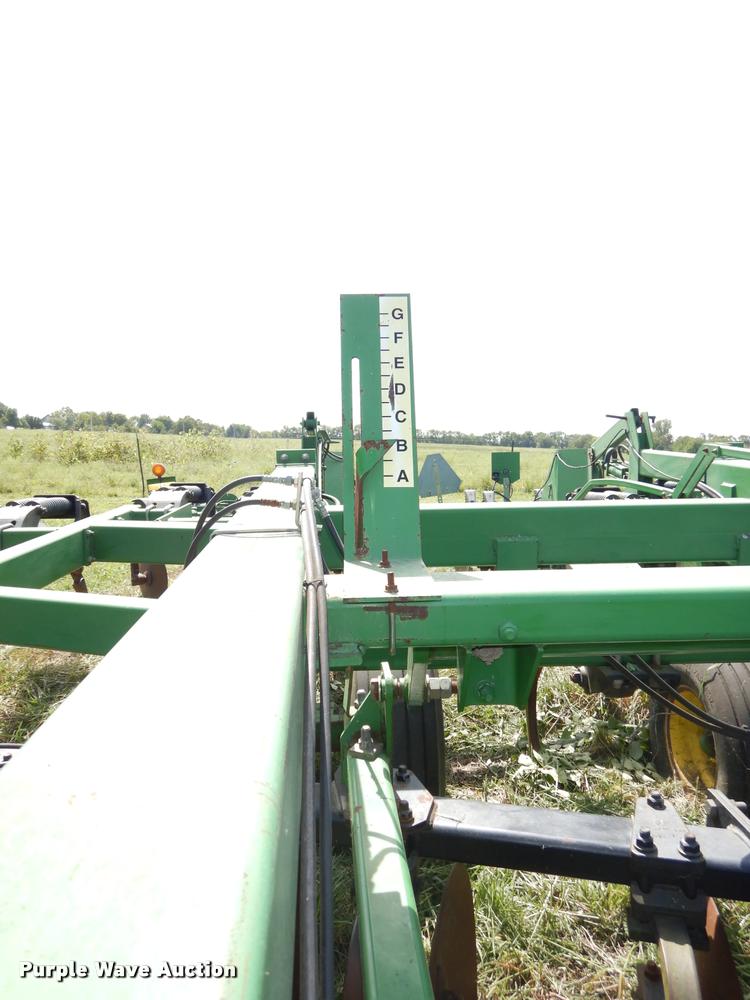 image for item DD0853 John Deere 2700 disk