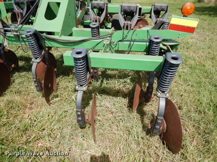 image for item DD0853 John Deere 2700 disk