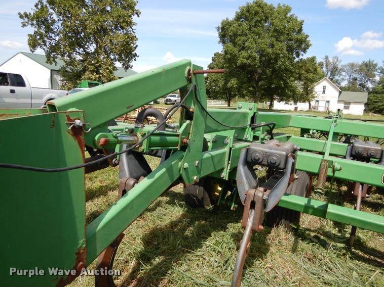 image for item DD0853 John Deere 2700 disk