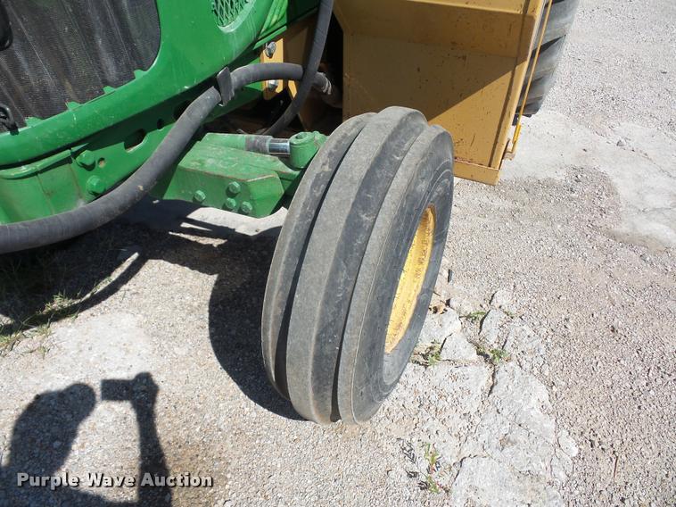 image for item DD1533 2005 John Deere 6320 tractor