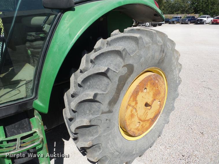 image for item DD1533 2005 John Deere 6320 tractor