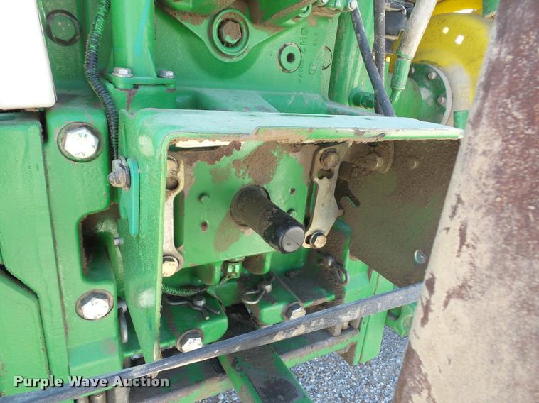 image for item DD1533 2005 John Deere 6320 tractor