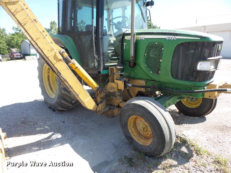 image for item DD1533 2005 John Deere 6320 tractor