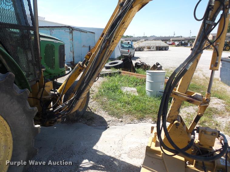 image for item DD1533 2005 John Deere 6320 tractor